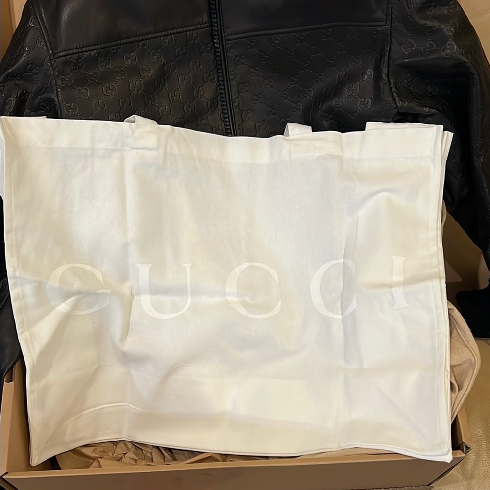 Gucci White Luxury Tote. Latest. Brand New